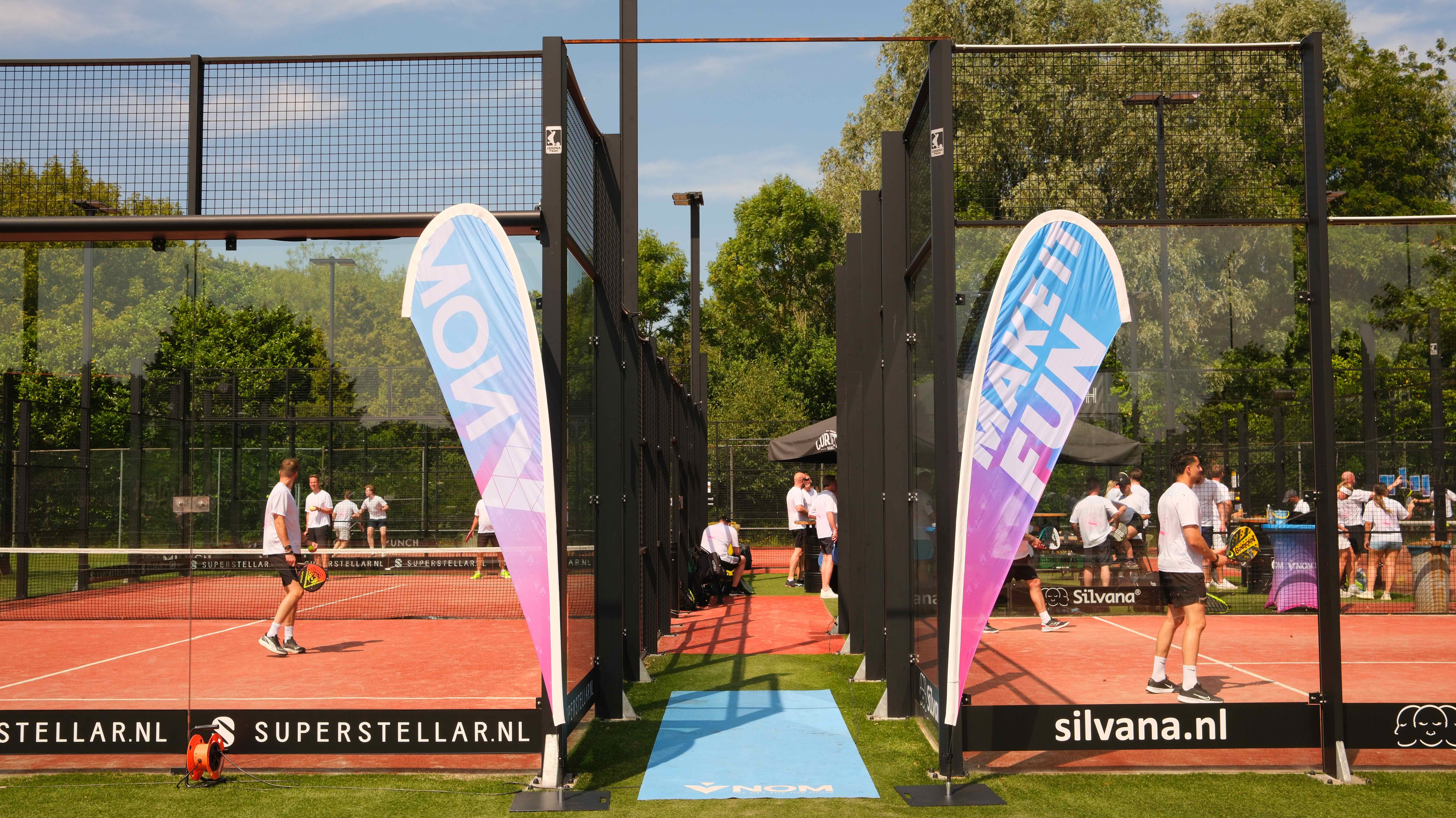 Beach flags evenementen - VNOM